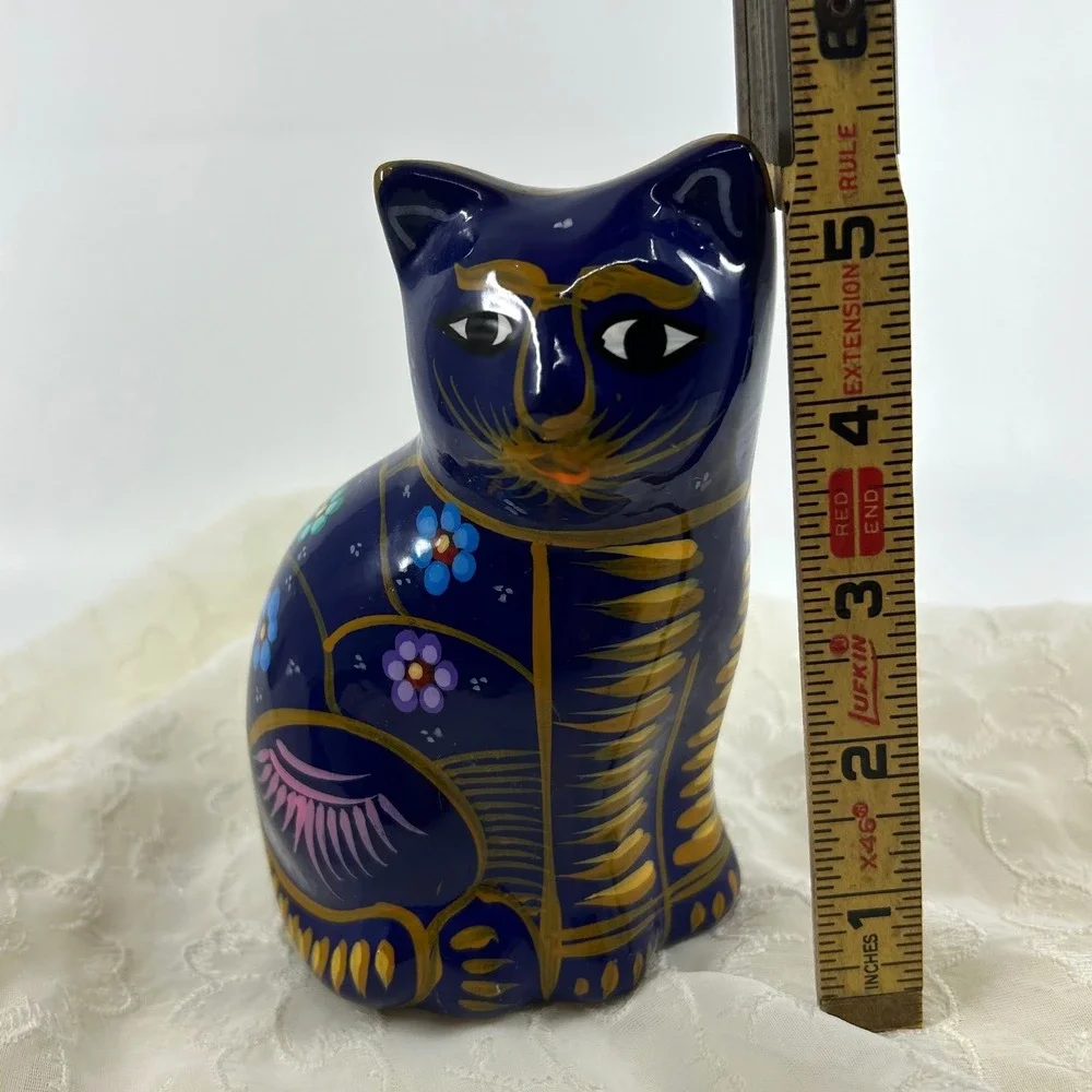 Vintage Hand Painted Ceramic Mexican Folk Art Talavera Cat Figurine With Flowers